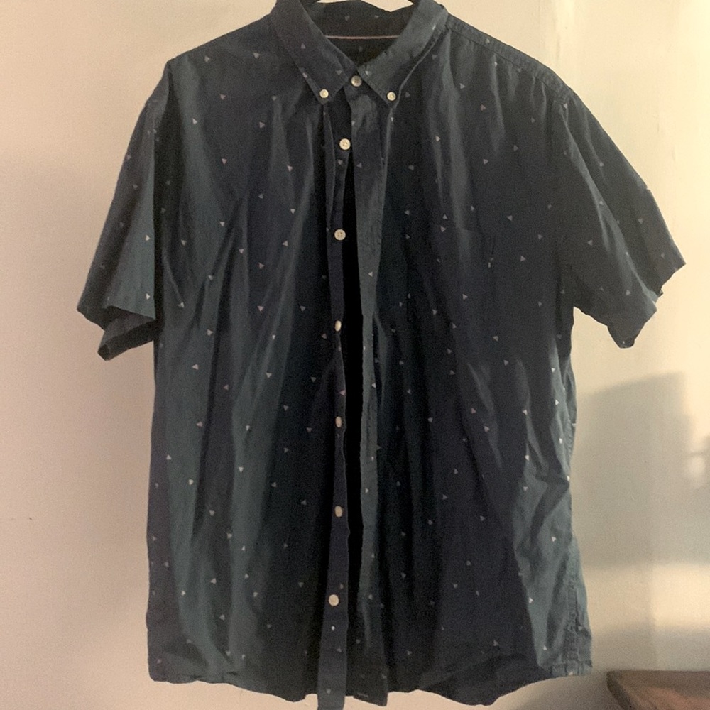 aeropostale pink triangle button down